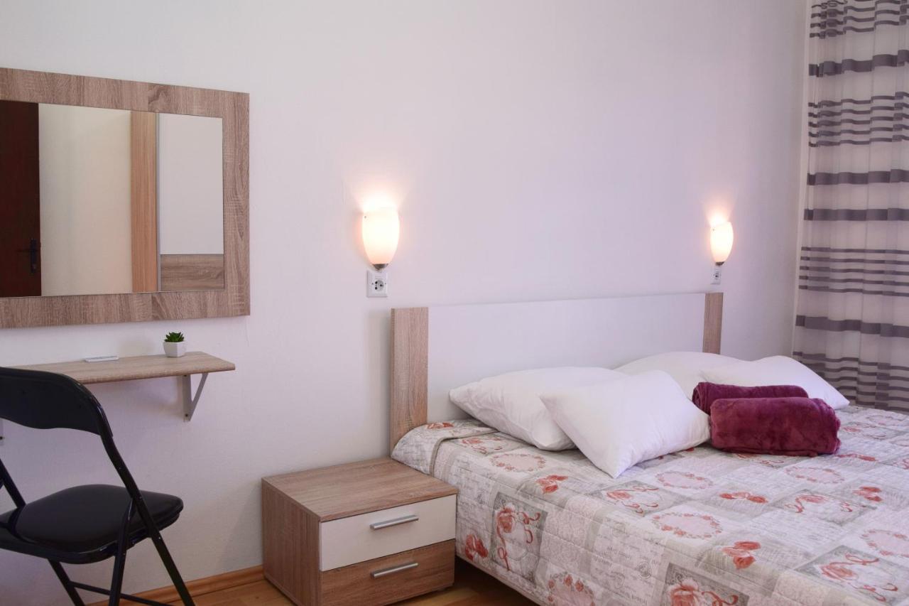 Apartments Margareta & Ena Malinska Extérieur photo